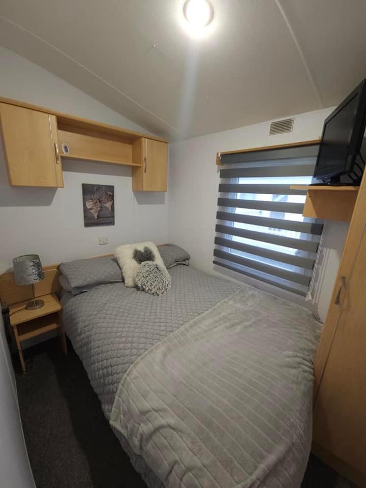 Tattershall Lakes Hot Tub Lodge Breaks Luaran gambar